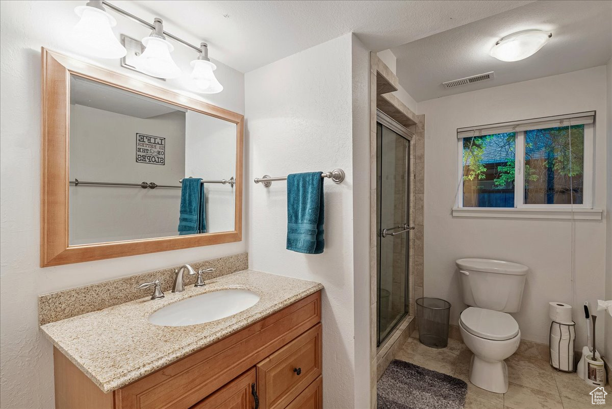 HIDDEN OAK E - Residential