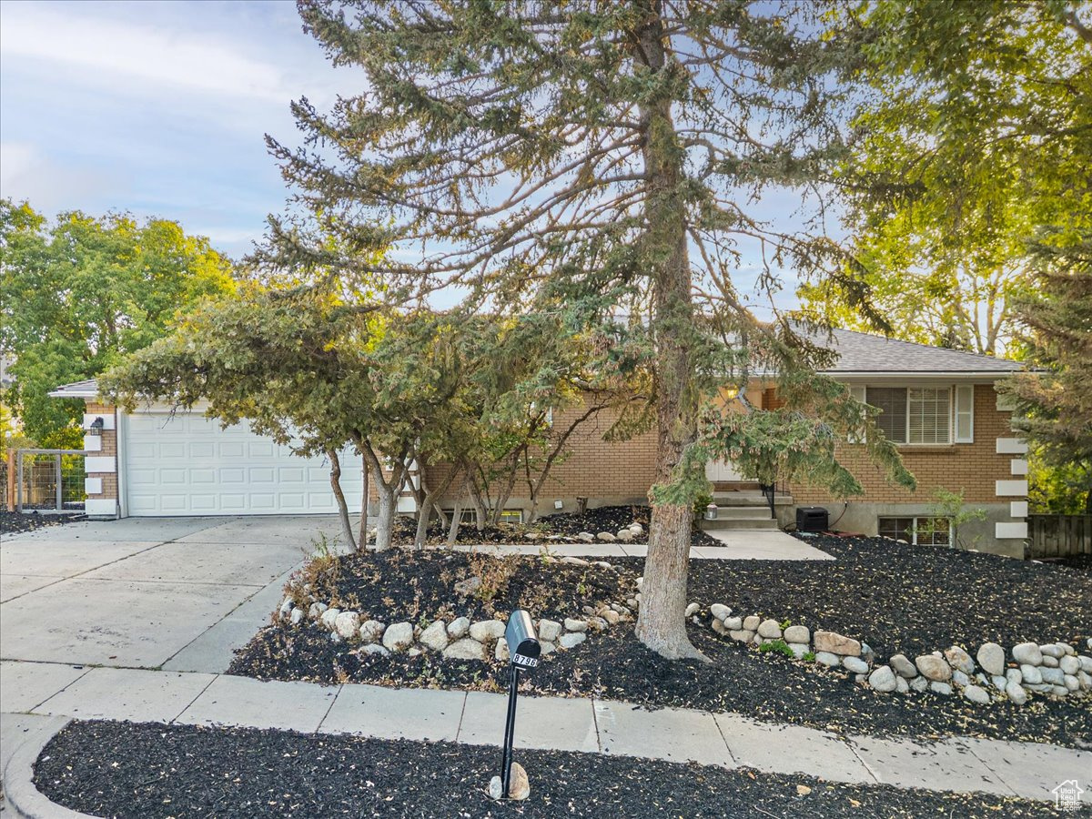 HIDDEN OAK E - Residential
