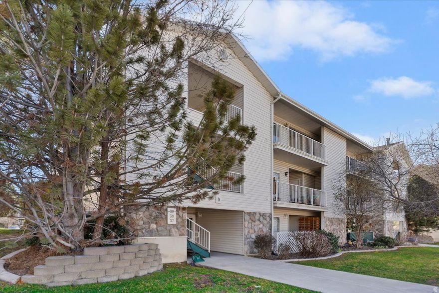 Great two bedroom and two bathroom condo looking for a new owner to call it home. This community offers plenty of parking as well as one covered spot. There is a pool, club house and tennis court onsite. Conveniently located near the Clearfield UTA train station, shopping, restaurants, schools, I-15, Hill Air Force Base, and the Clearfield aquatic center. All appliances and furniture is negotiable you could move right in. Schedule your tour today!  Square footage figures are provided as a courtesy estimate only and were obtained from county records. Buyer is advised to obtain an independent measurement.