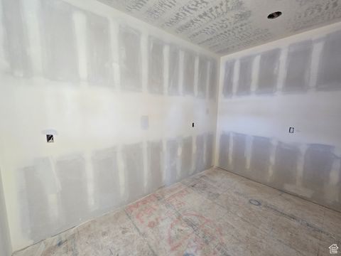 Tiny photo for 1566 W PHEASANT MEADOW DR, Kaysville, UT 84037 (MLS # 2114357)