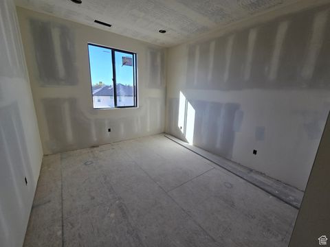 Tiny photo for 1566 W PHEASANT MEADOW DR, Kaysville, UT 84037 (MLS # 2114357)