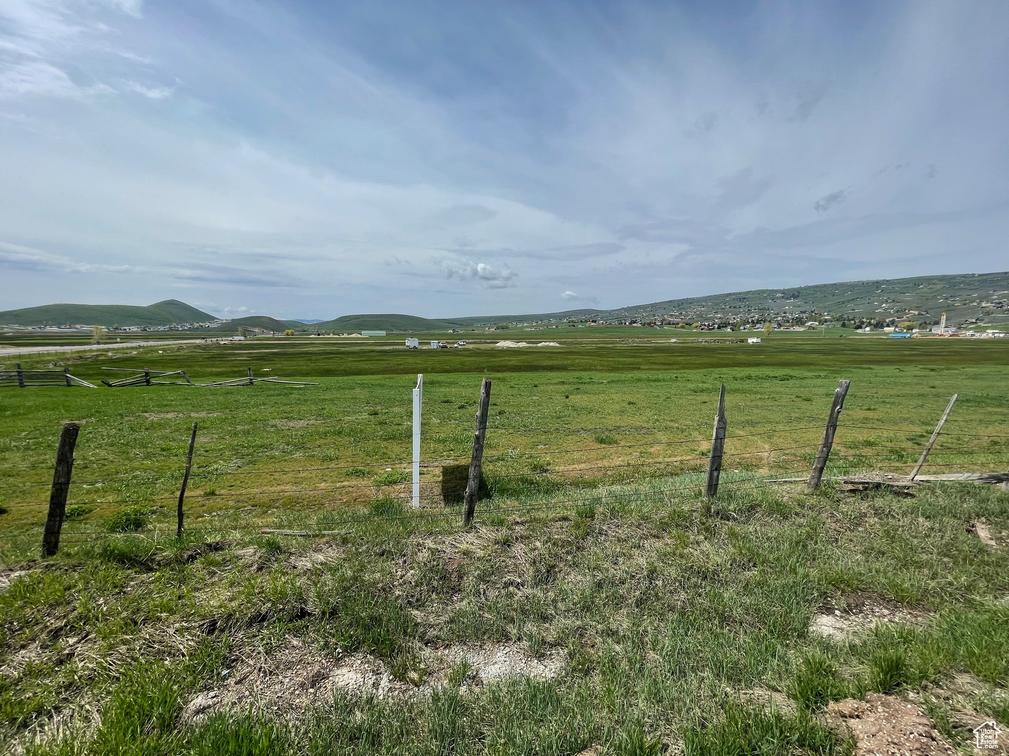 2195 S Bear Lake Blvd, Garden City, Utah image 4