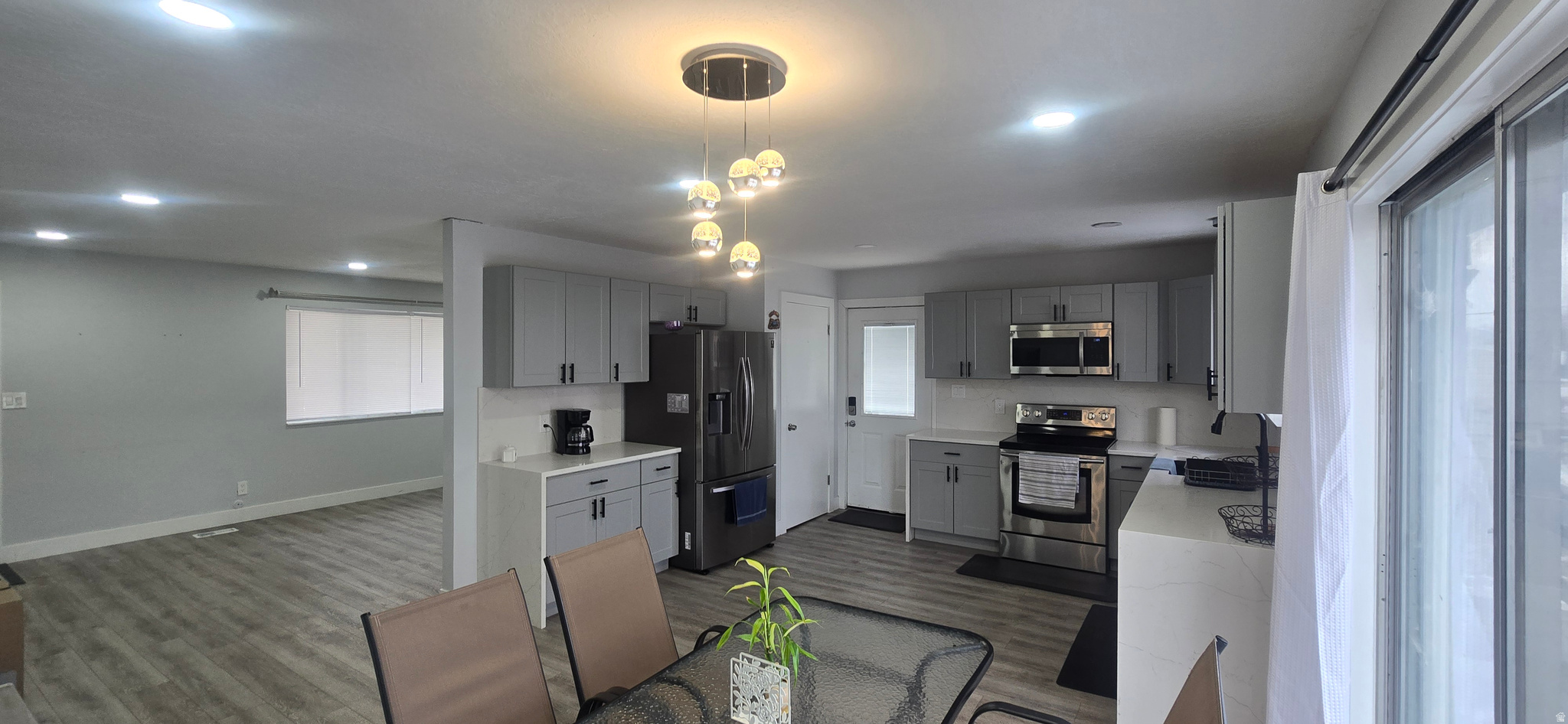 EASTRIDGE SUB - Residential