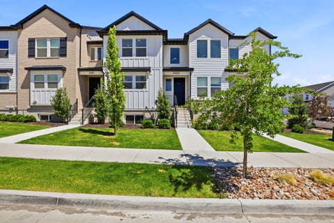 Townhouse For Sale - 4408 W Defender Dr<br/> Salt Lake County, Herriman, UT 84096