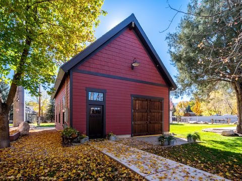 Tiny photo for 237 S 7400 E, Huntsville, UT 84317 (MLS # 2134566)