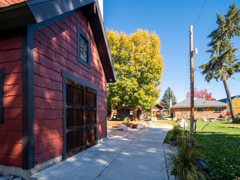 Tiny photo for 237 S 7400 E, Huntsville, UT 84317 (MLS # 2134566)