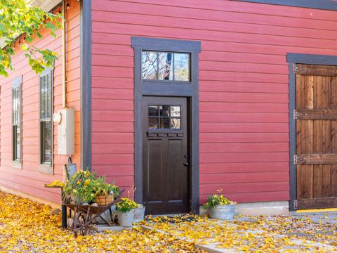 Tiny photo for 237 S 7400 E, Huntsville, UT 84317 (MLS # 2134566)