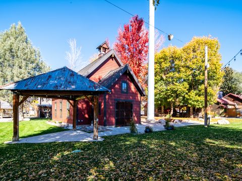 Tiny photo for 237 S 7400 E, Huntsville, UT 84317 (MLS # 2134566)