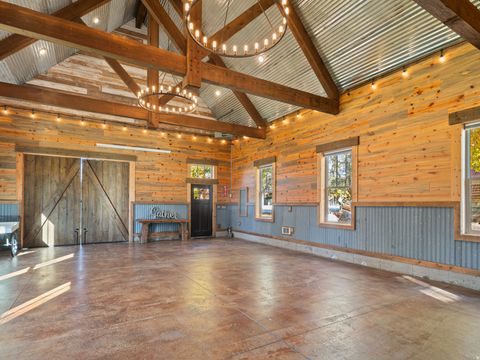 Tiny photo for 237 S 7400 E, Huntsville, UT 84317 (MLS # 2134566)