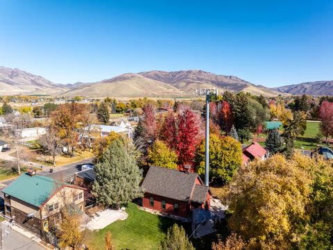 Tiny photo for 237 S 7400 E, Huntsville, UT 84317 (MLS # 2134566)