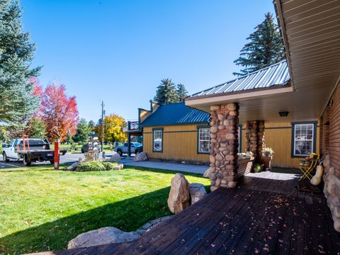 Tiny photo for 237 S 7400 E, Huntsville, UT 84317 (MLS # 2134566)