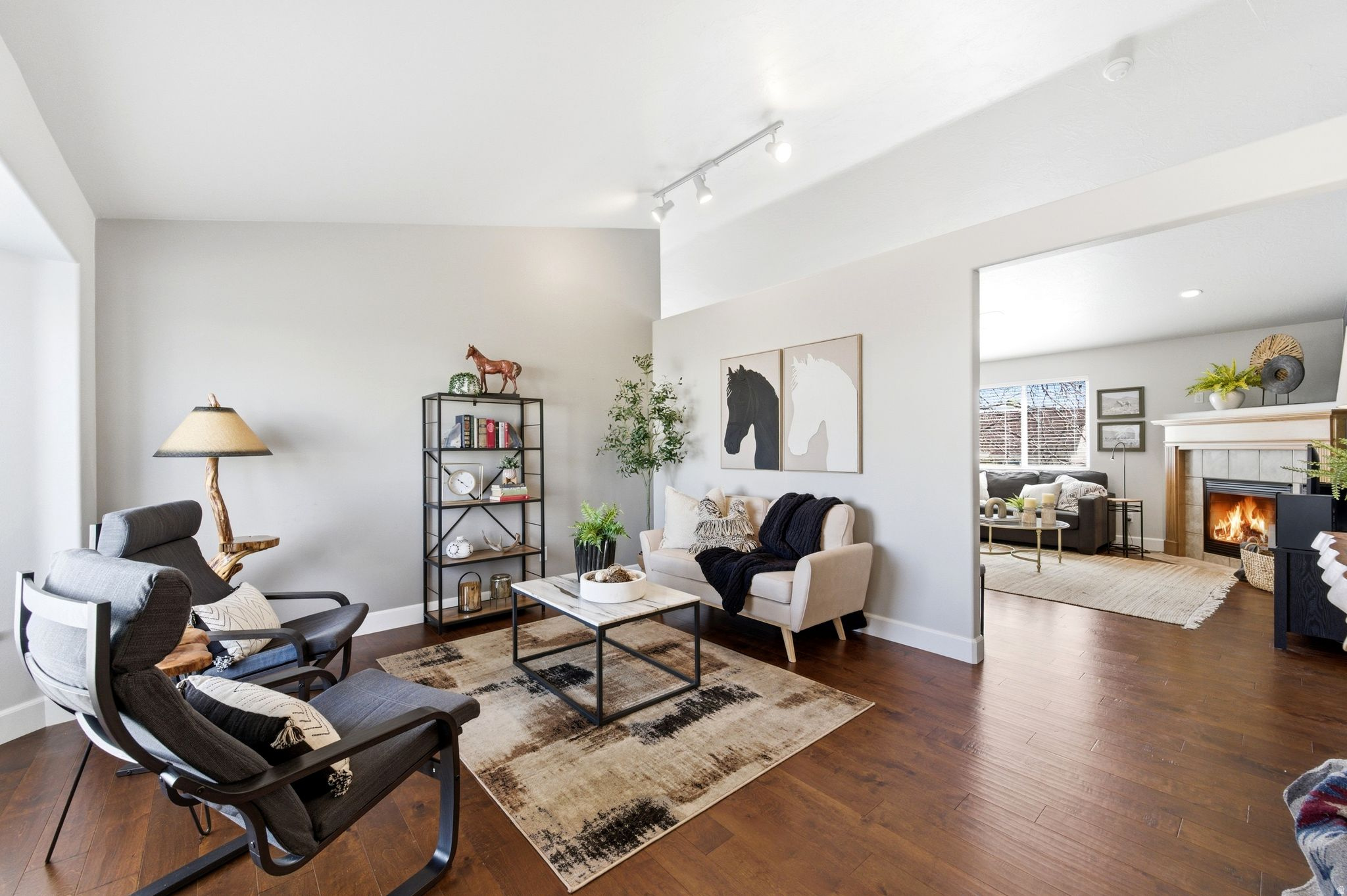 DIAMOND SUMMIT UNIT 1 - Residential