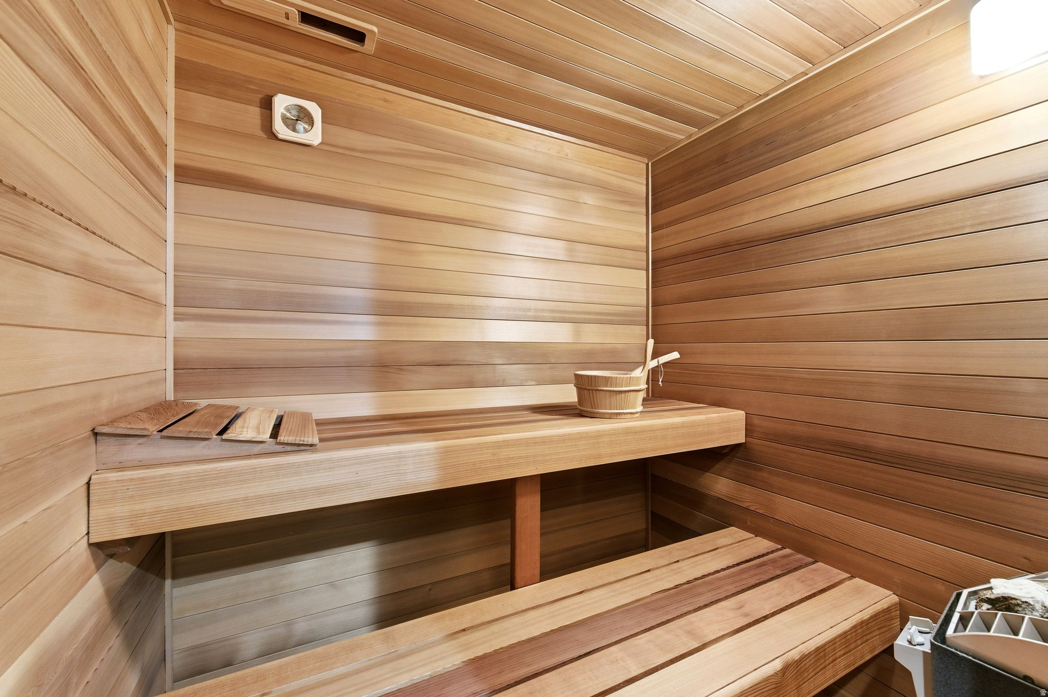 DIAMOND SUMMIT UNIT 1 - Residential