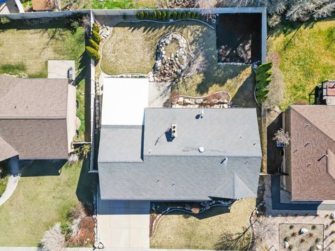 Tiny photo for 8711 S RUSTLER RD, Cottonwood Heights, UT 84093 (MLS # 2144559)