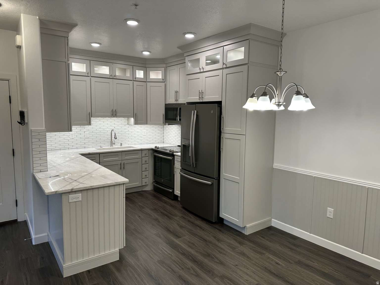 MAPLEWOOD - Residential