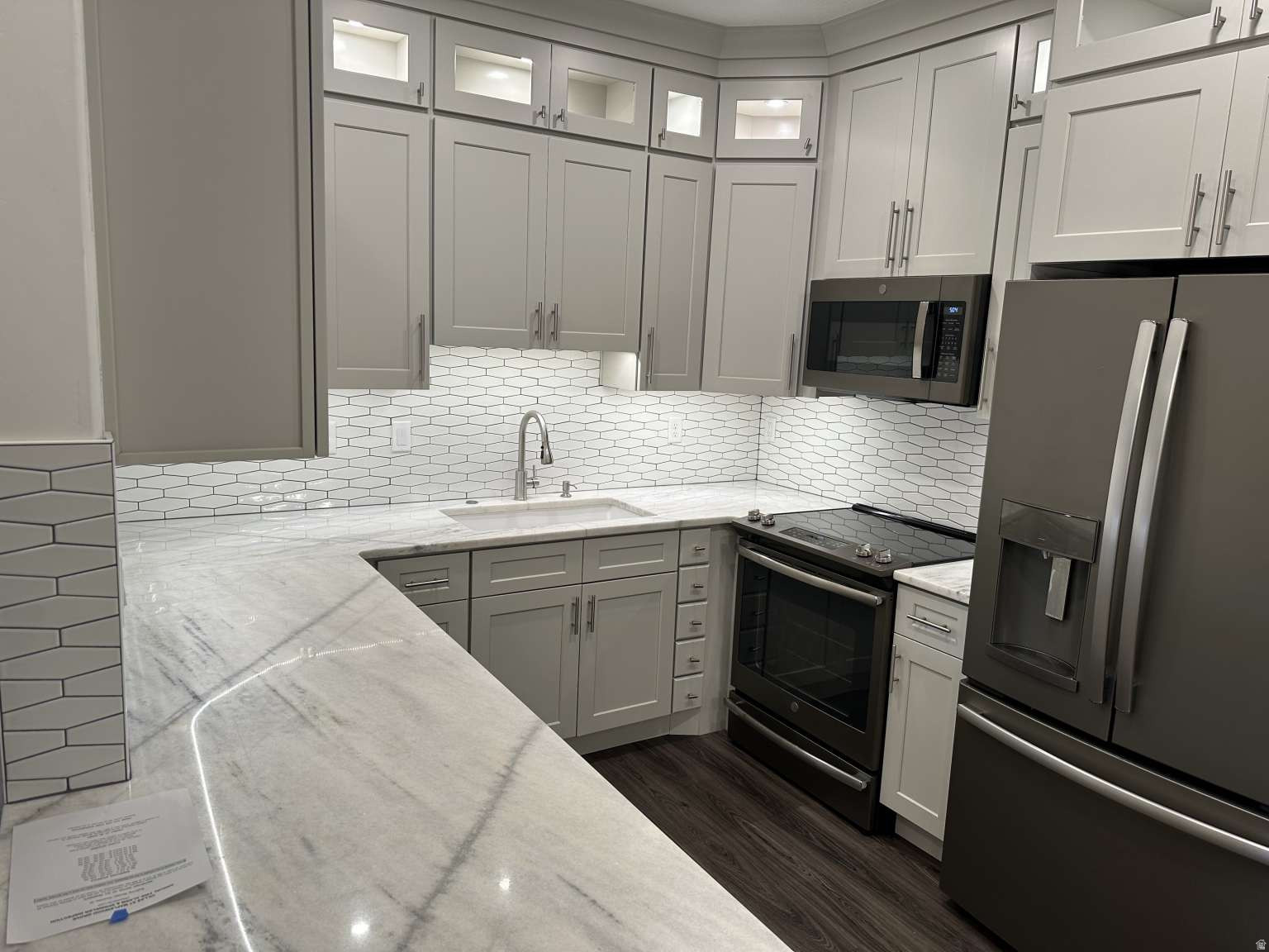 MAPLEWOOD - Residential