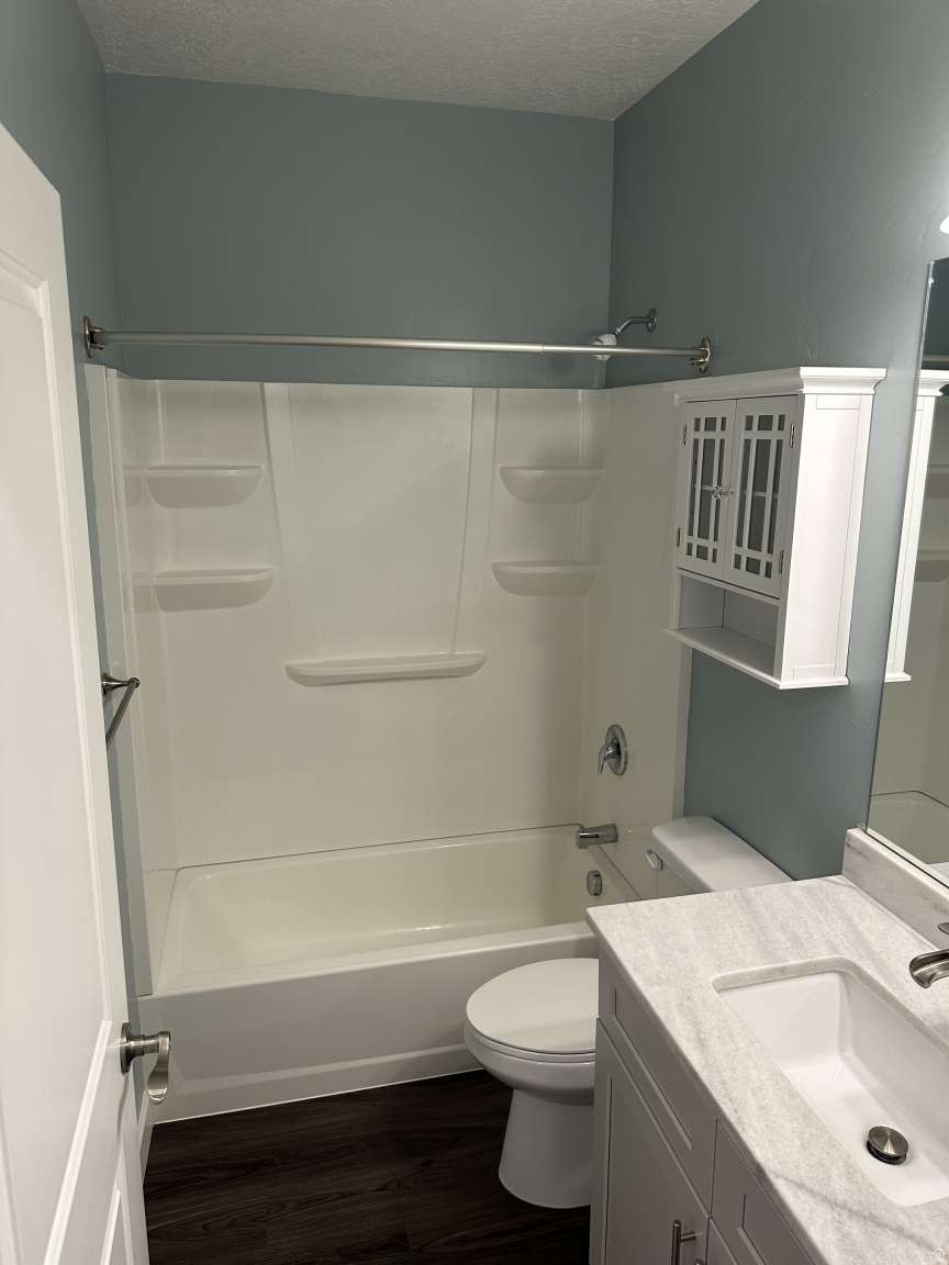 MAPLEWOOD - Residential