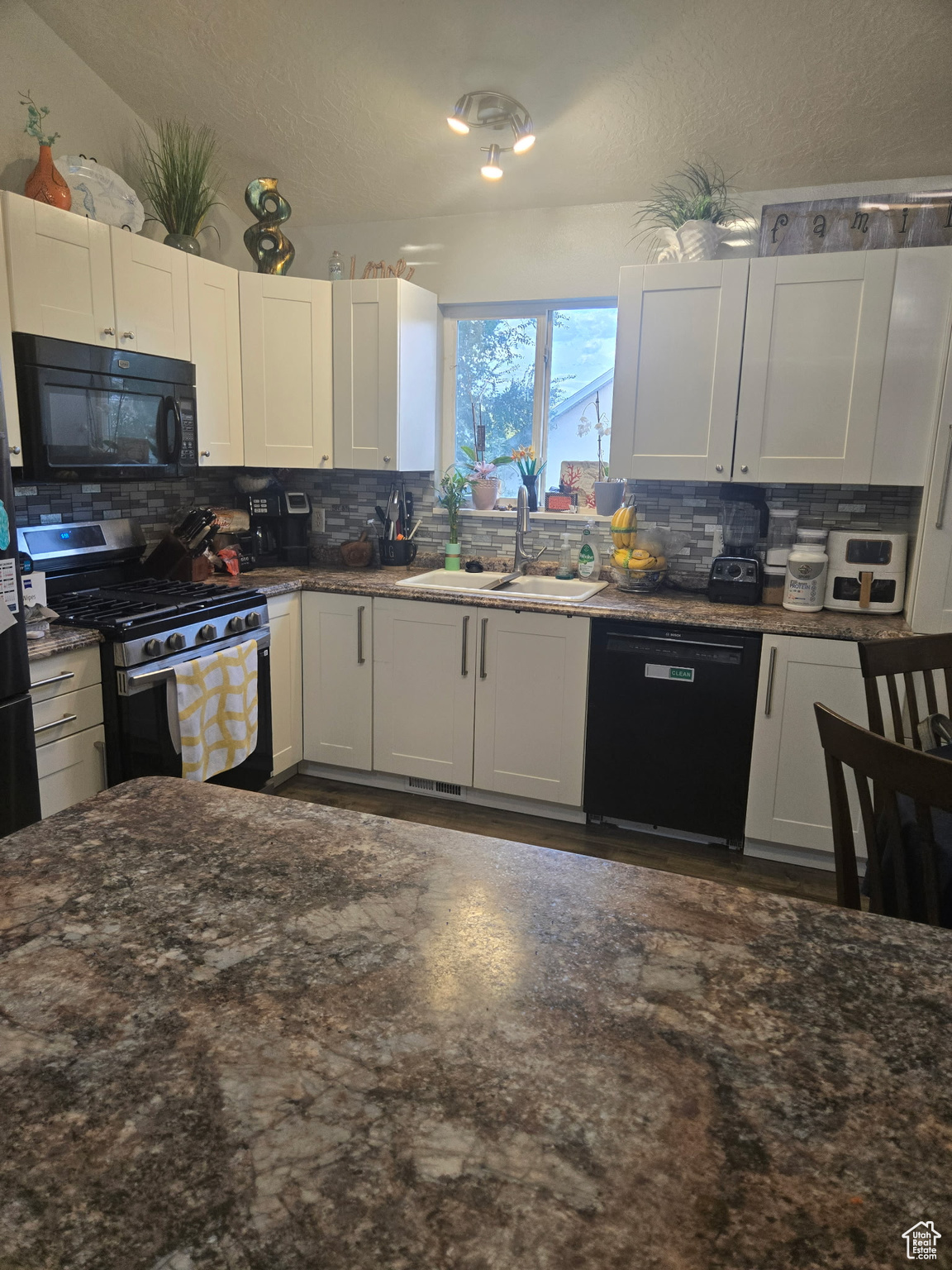 MAPLES AT JORDAN HILLS PHASE 3 - Residential