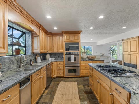 Tiny photo for 8903 S COBBLE CREST LN, Sandy, UT 84093 (MLS # 2162639)
