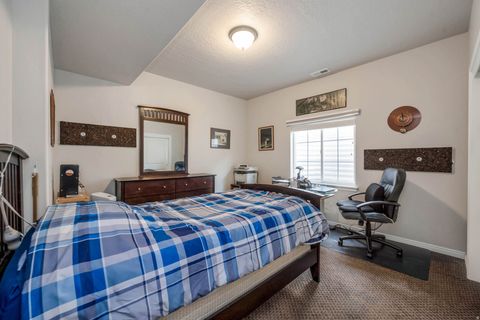 Tiny photo for 7592 N EVANS RANCH DR #B2-12, Eagle Mountain, UT 84005 (MLS # 2135530)