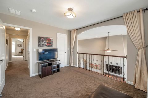 Tiny photo for 7592 N EVANS RANCH DR #B2-12, Eagle Mountain, UT 84005 (MLS # 2135530)