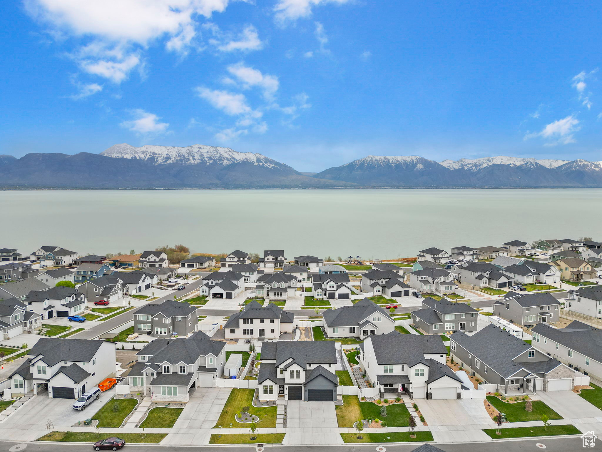 MALLARD BAY - Residential