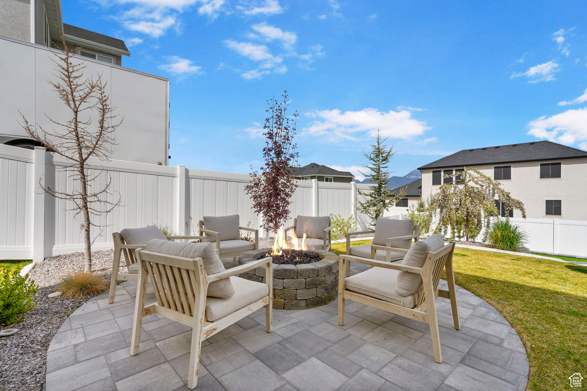 MALLARD BAY - Residential