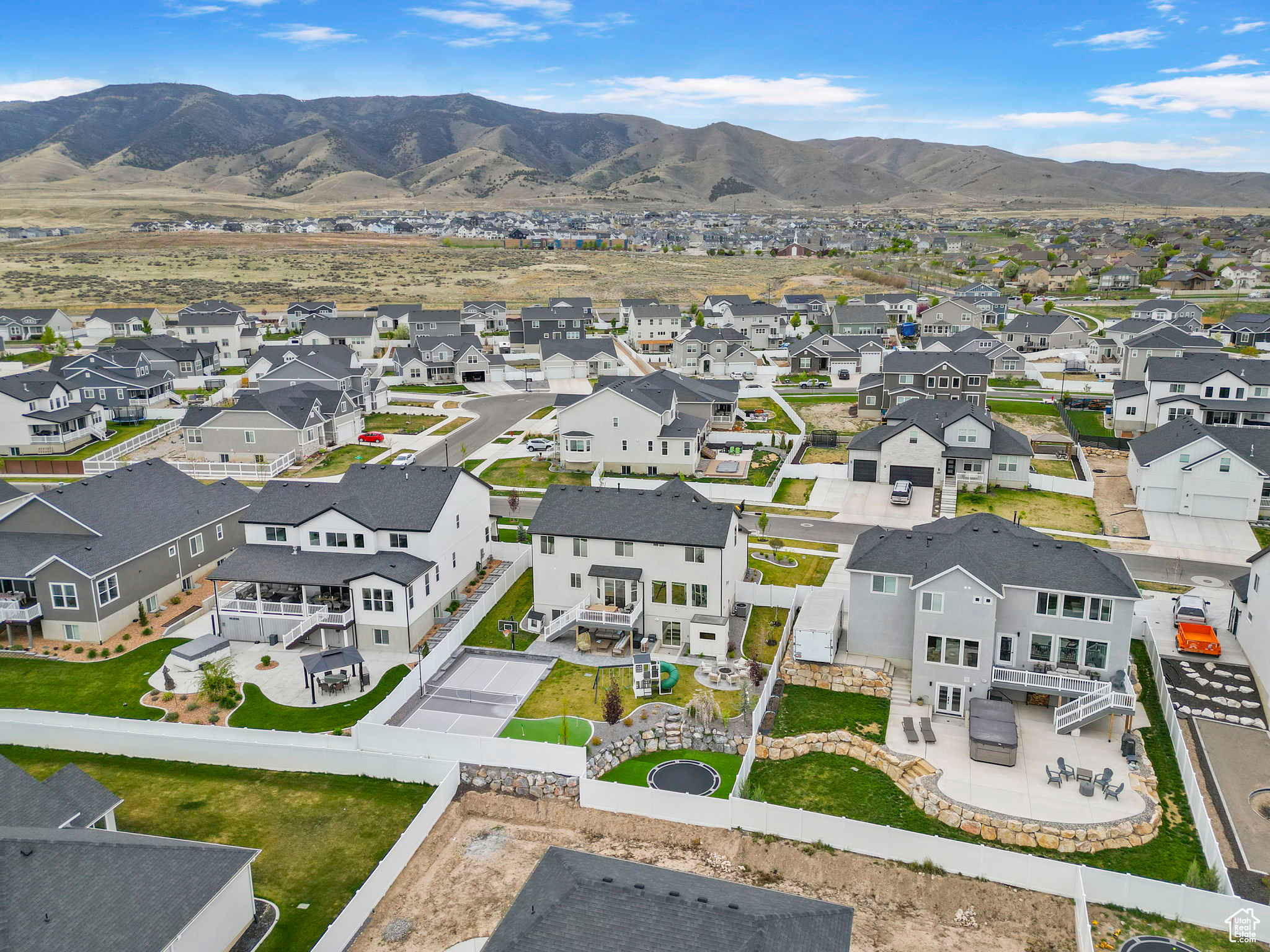 MALLARD BAY - Residential