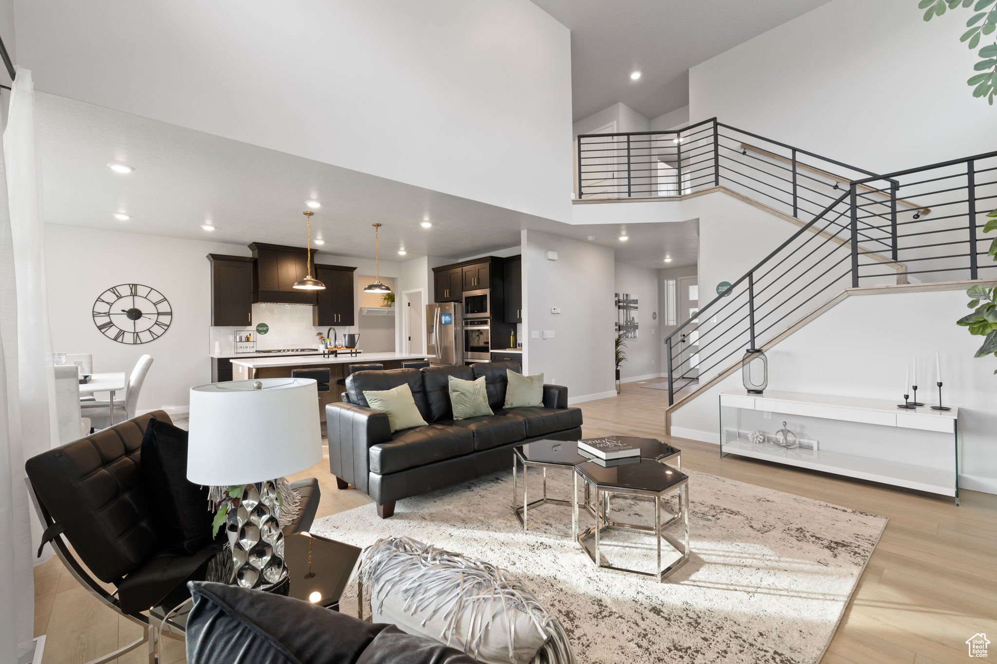 NORTH LAKE MEADOWS - Residential