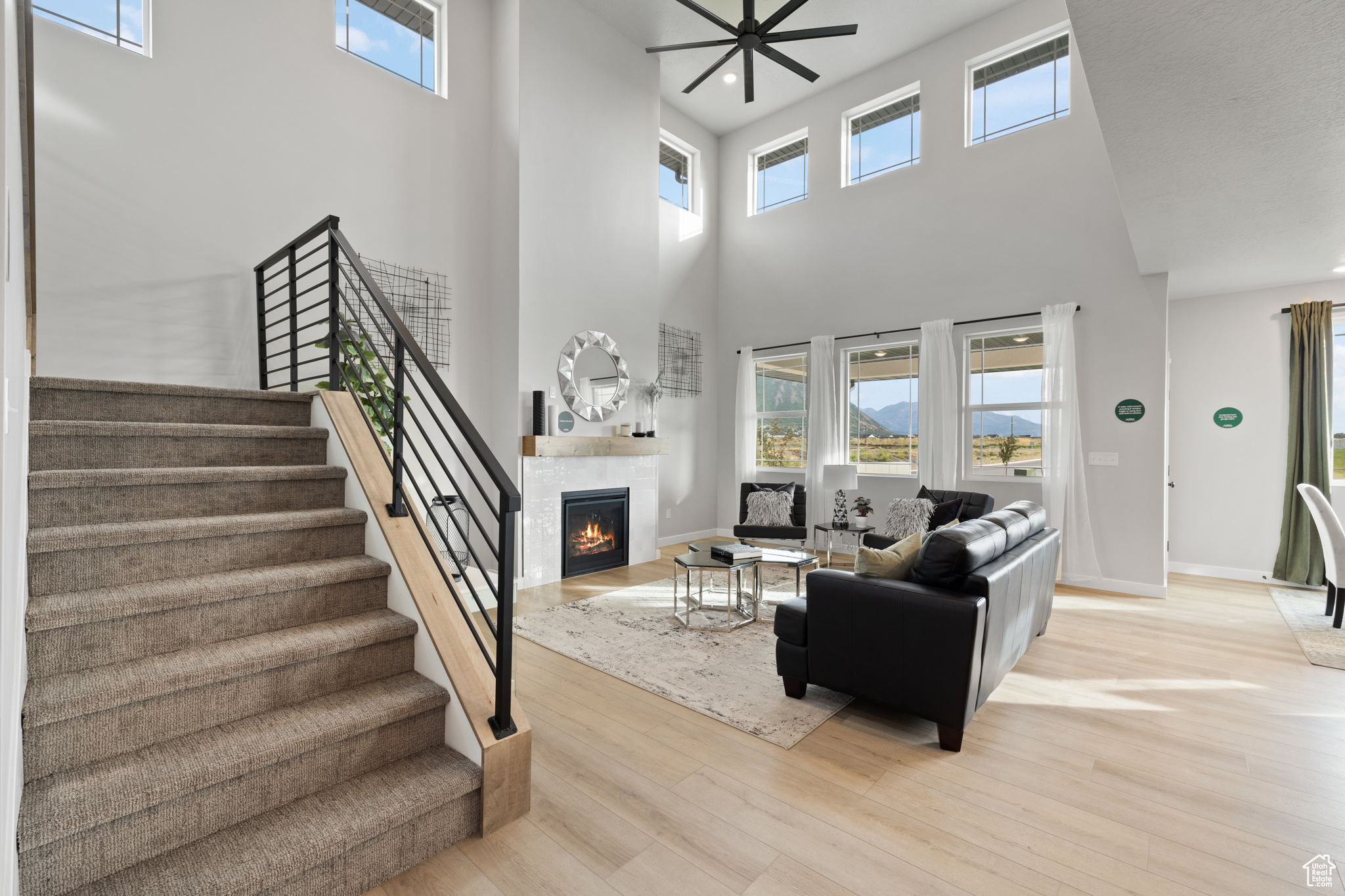 NORTH LAKE MEADOWS - Residential