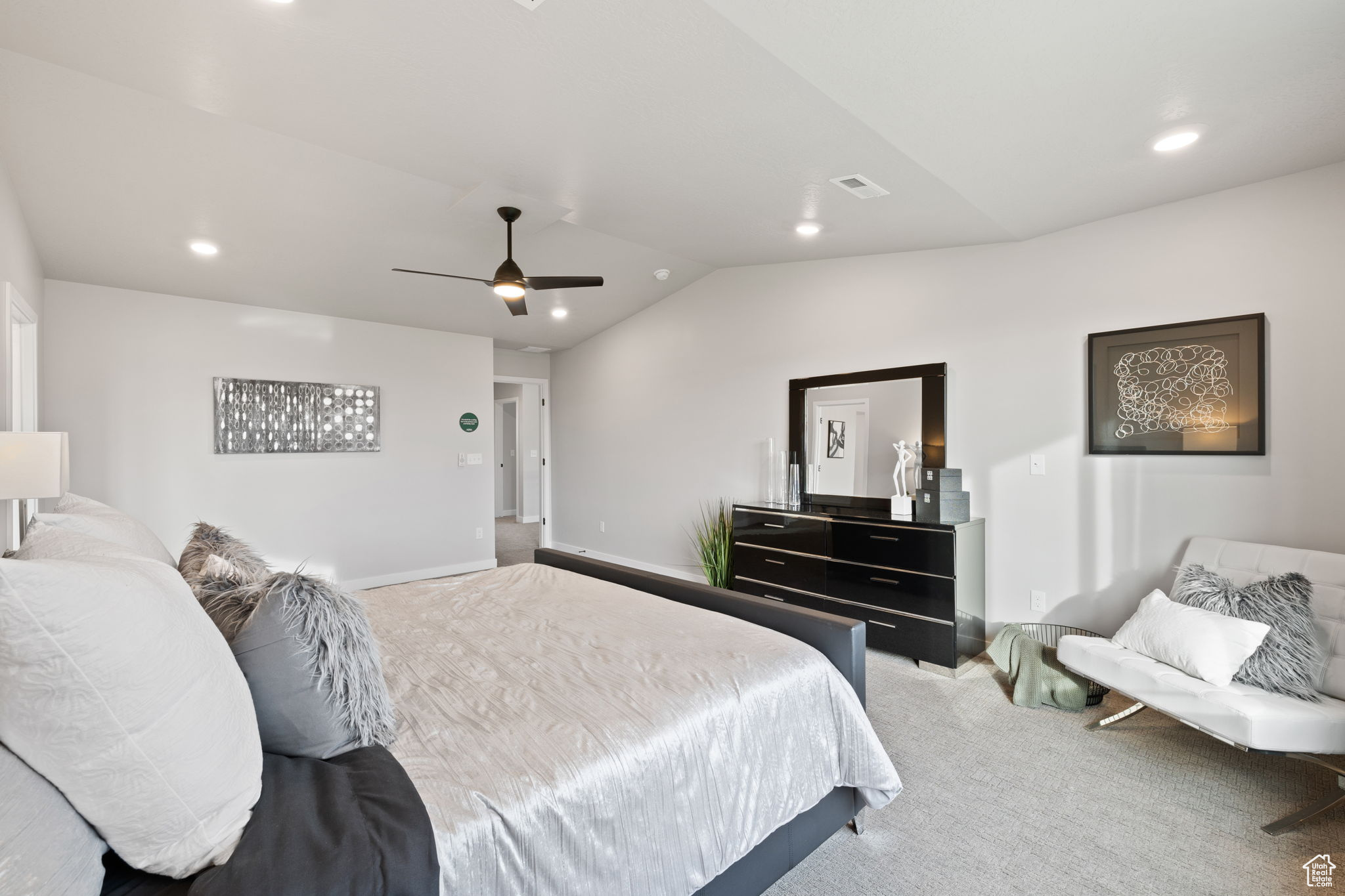 NORTH LAKE MEADOWS - Residential