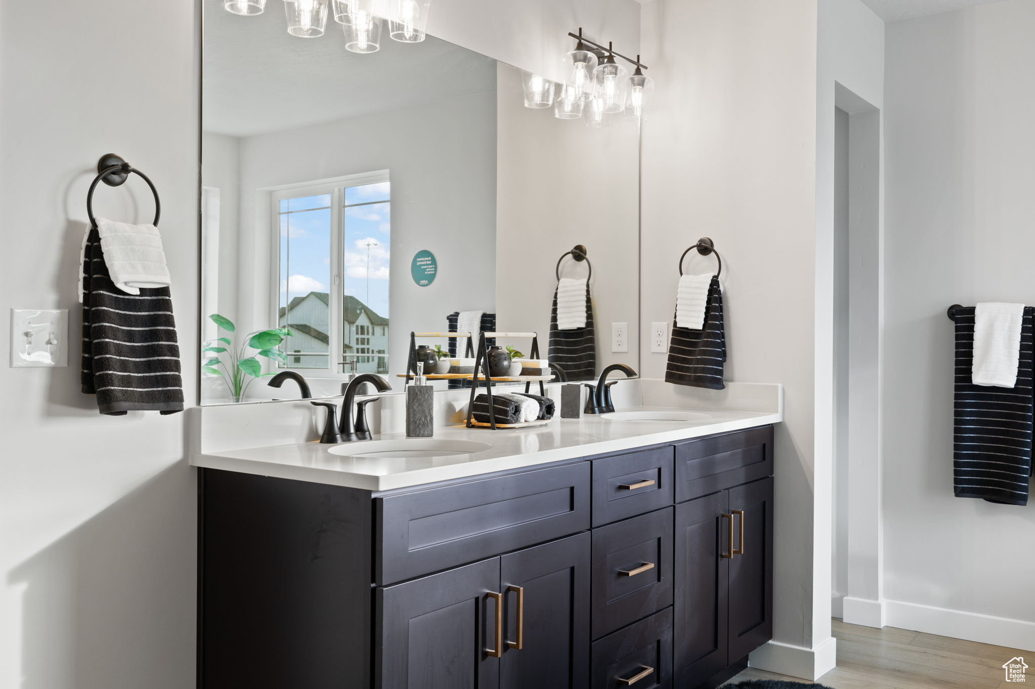NORTH LAKE MEADOWS - Residential