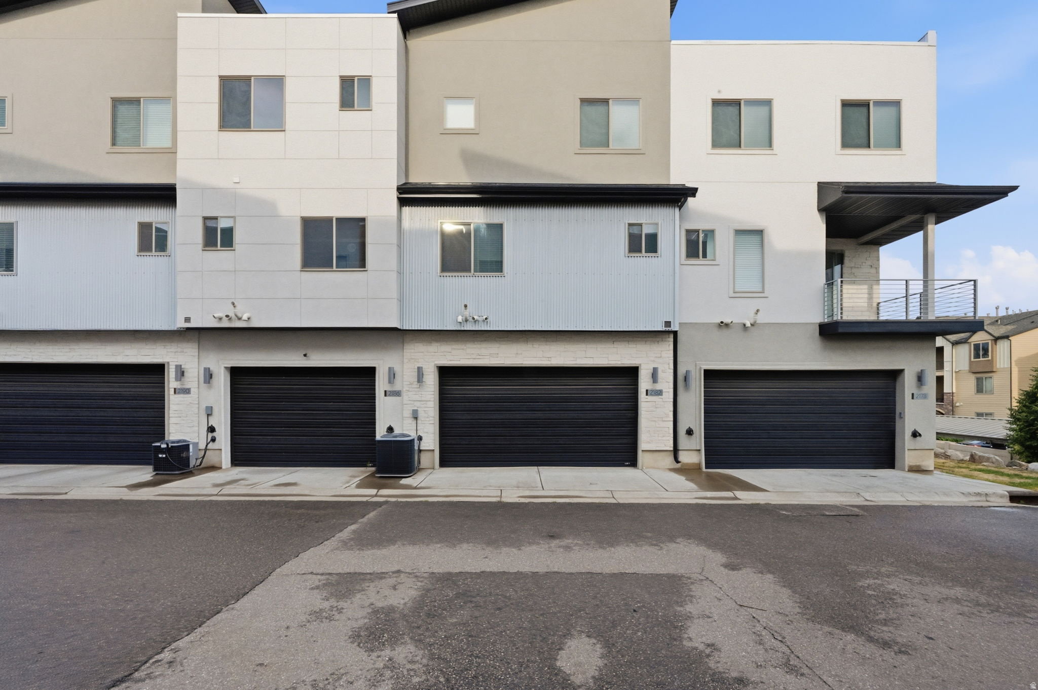 SUNRIVER TOWNHOMES - Residential