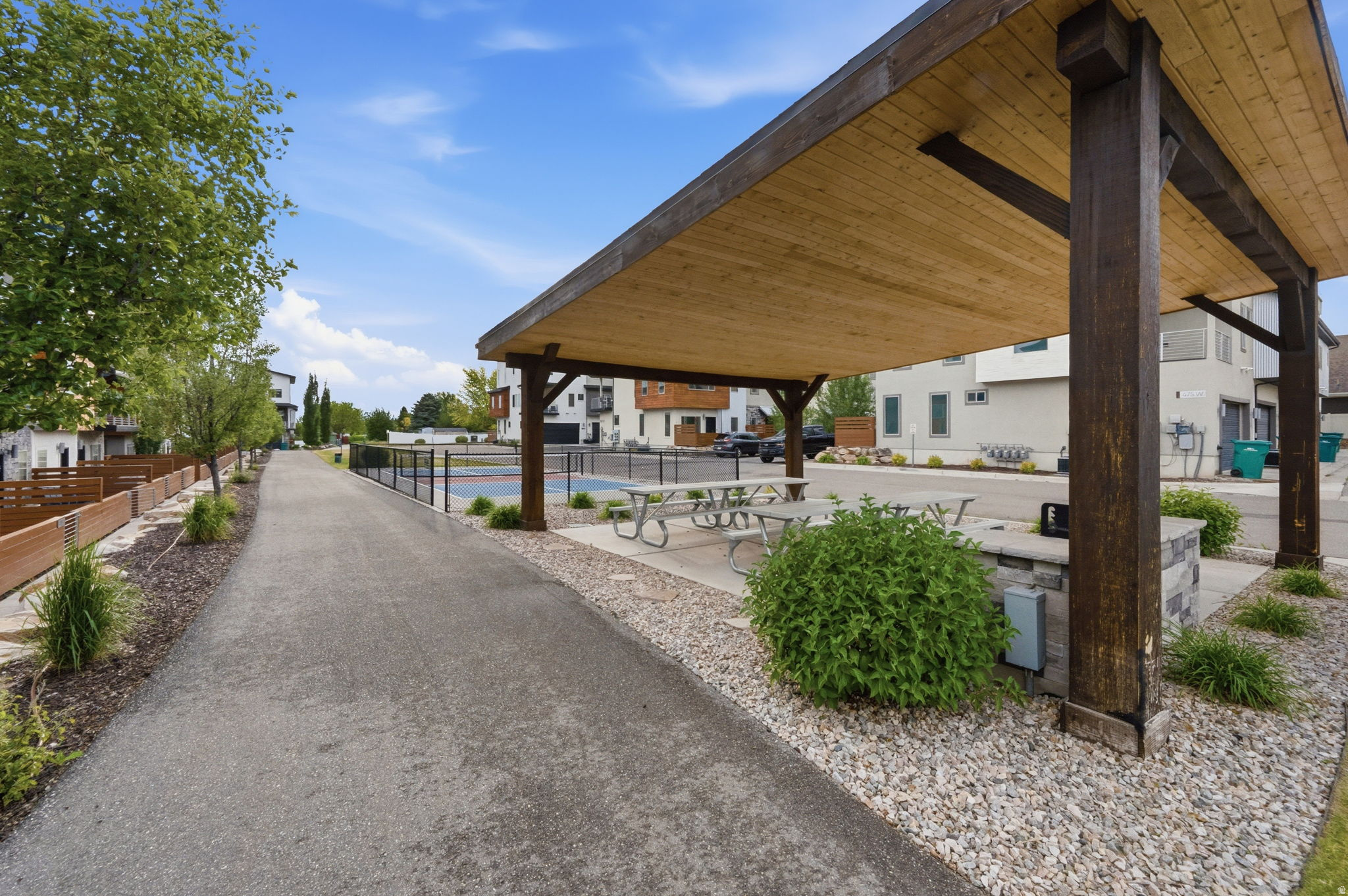 SUNRIVER TOWNHOMES - Residential