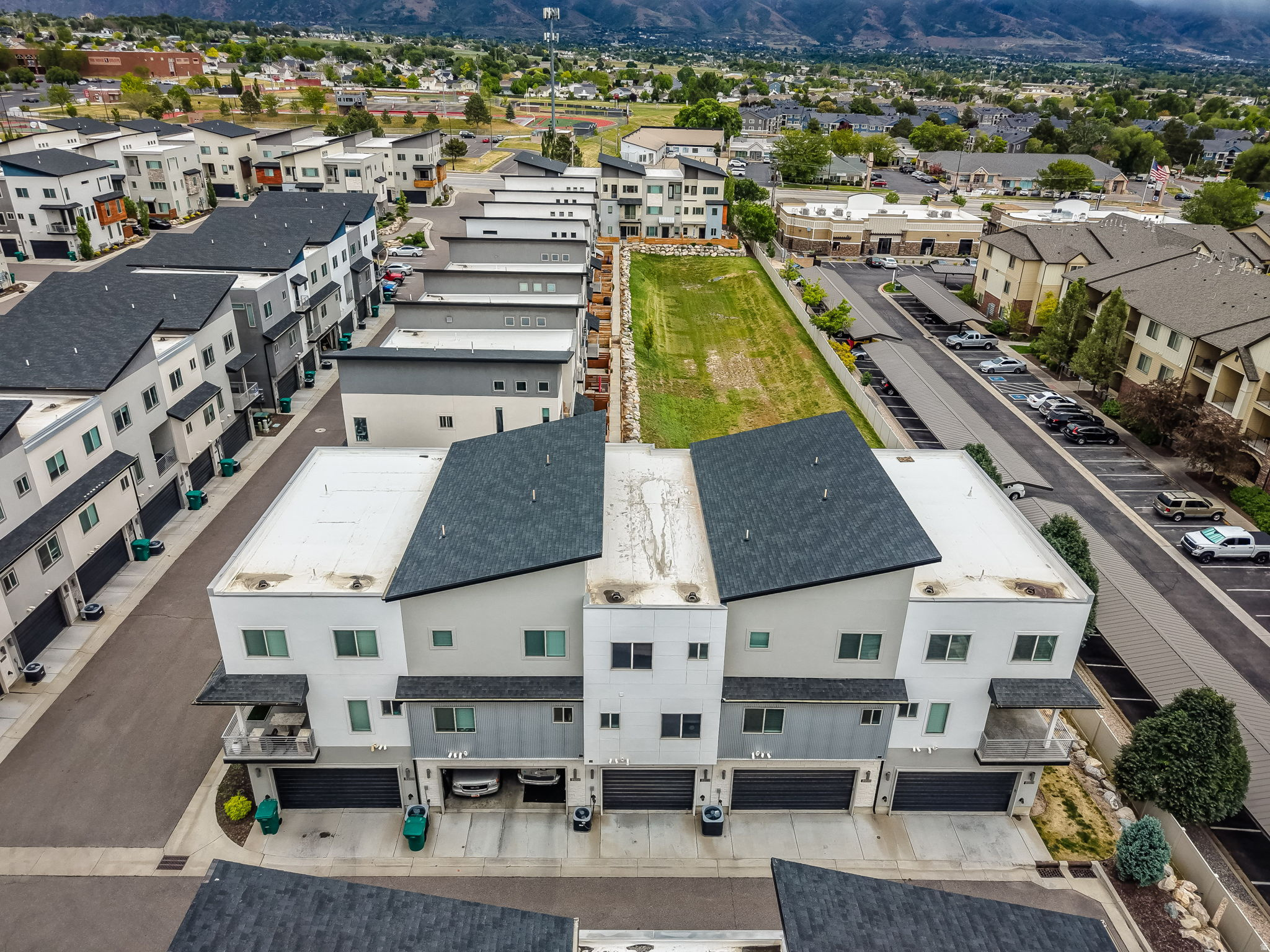SUNRIVER TOWNHOMES - Residential