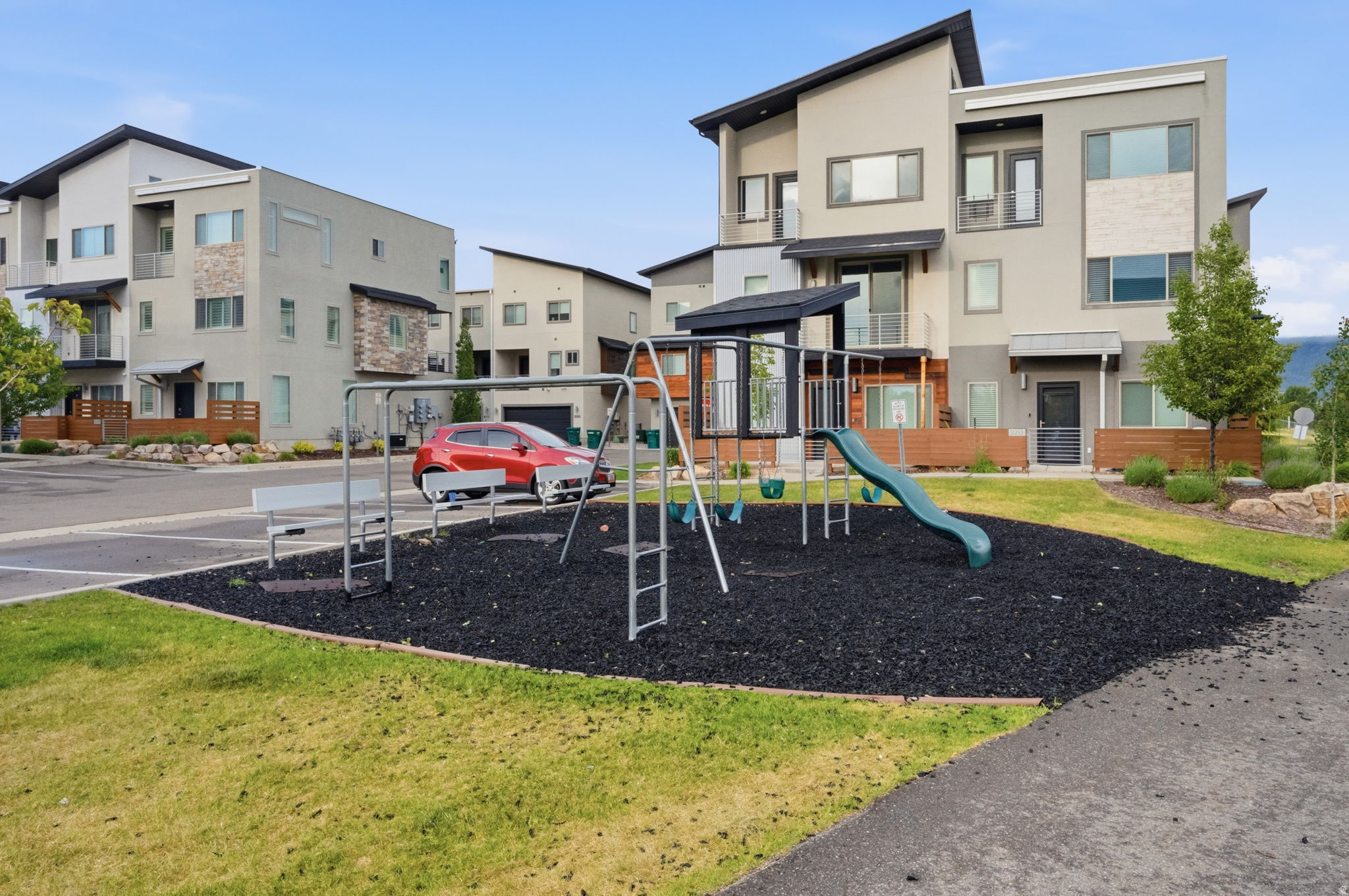 SUNRIVER TOWNHOMES - Residential