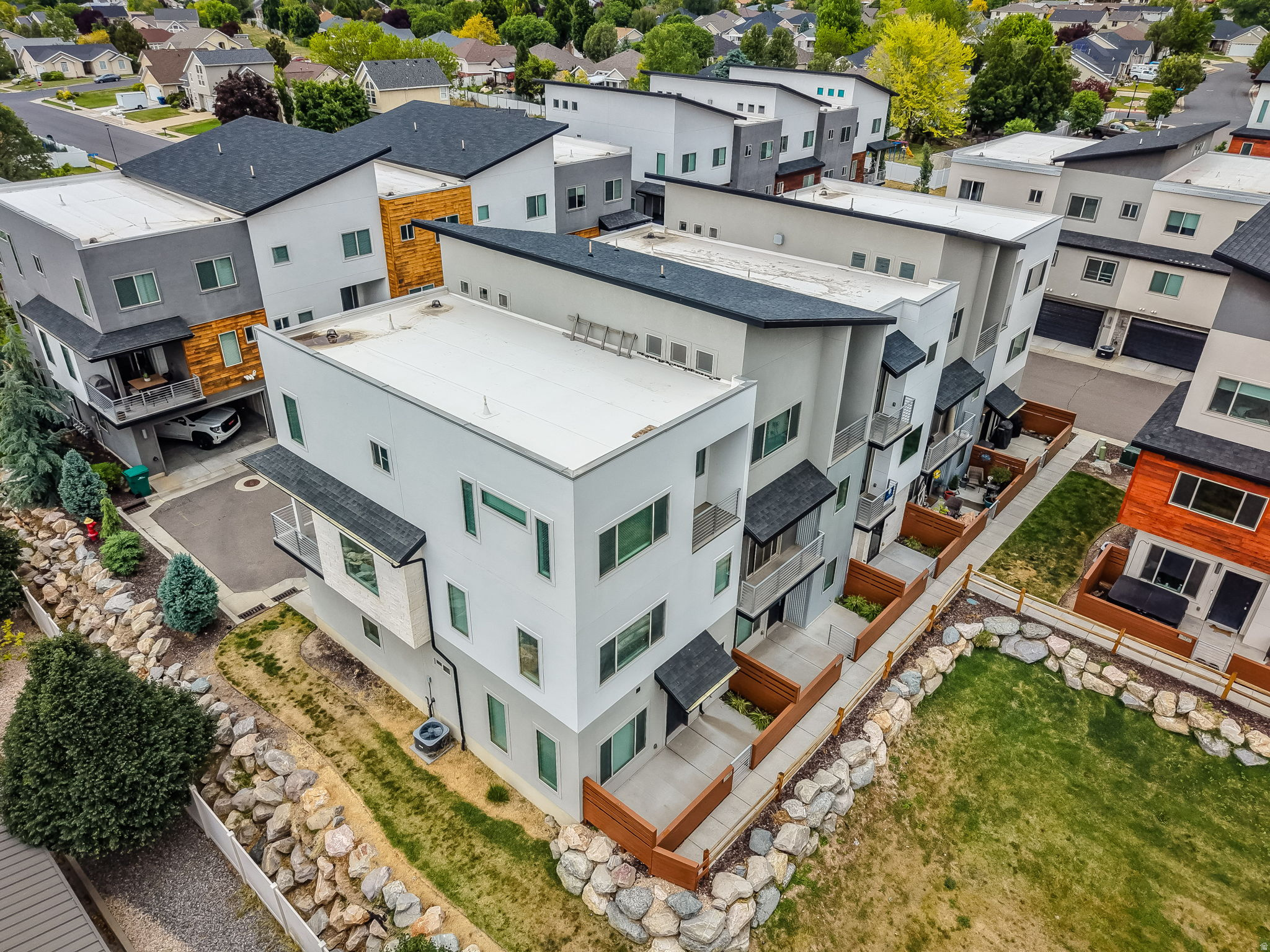 SUNRIVER TOWNHOMES - Residential