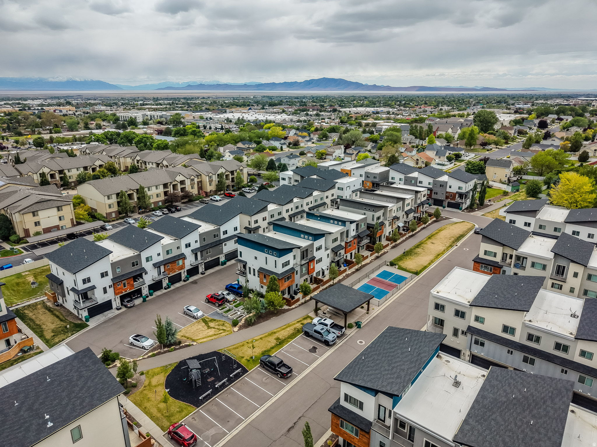 SUNRIVER TOWNHOMES - Residential