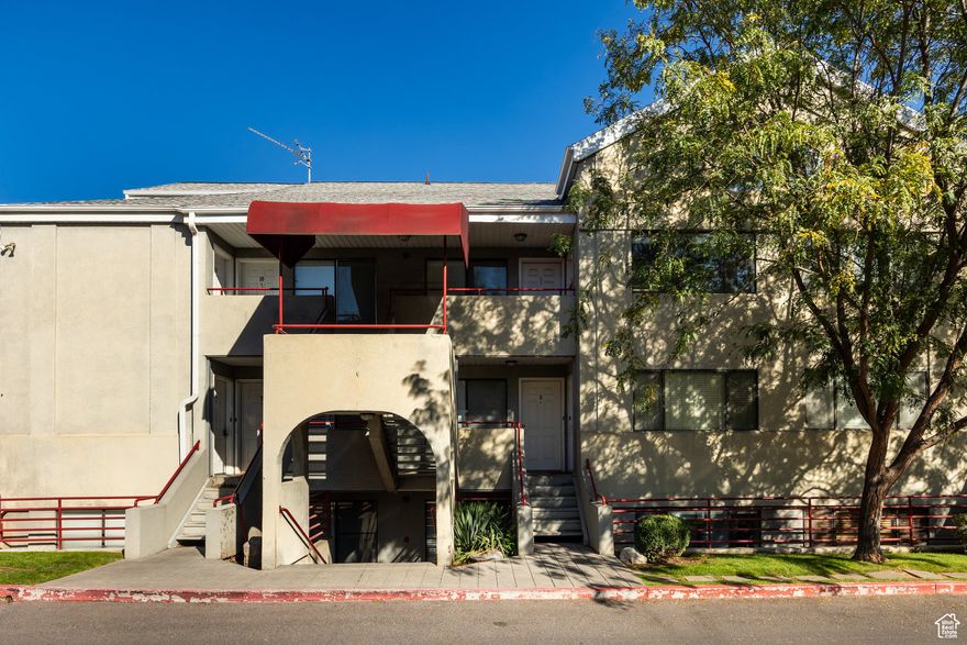 This beautifully updated 2 level condo is an ideally situated just a few blocks from BYU campus, making it an outstanding choice for students and investors. Its prime location, ensures consistent rental demand. Large one bedroom, one bath with an extremely large loft, excellent for entertaining, studying, or watching TV. Features and amenities: One assigned covered parking stall. So you never have to worry about parking. New flooring, new washer and dryer, new furnace, new air conditioner. Comes with all appliances. Owner has had100% consistent renting for 10 years! Buy to verify square footage.