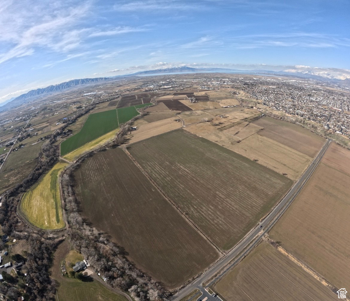 RIVER BOTTOMS - Land