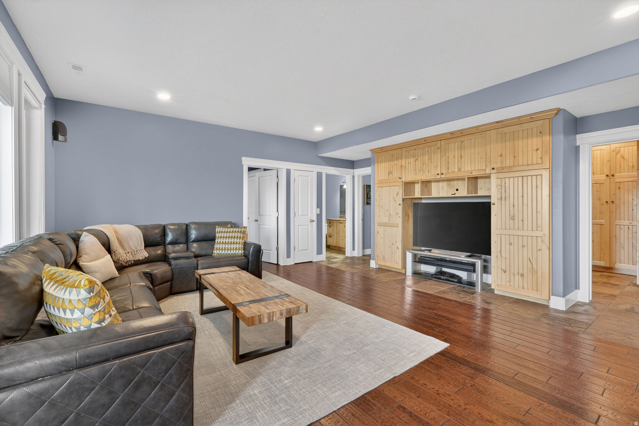 HIDDEN COVE - Residential