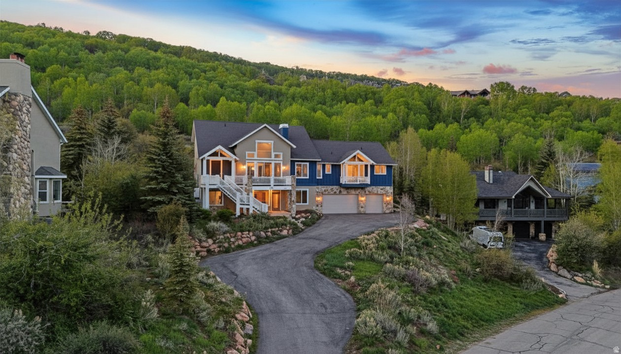 HIDDEN COVE - Residential