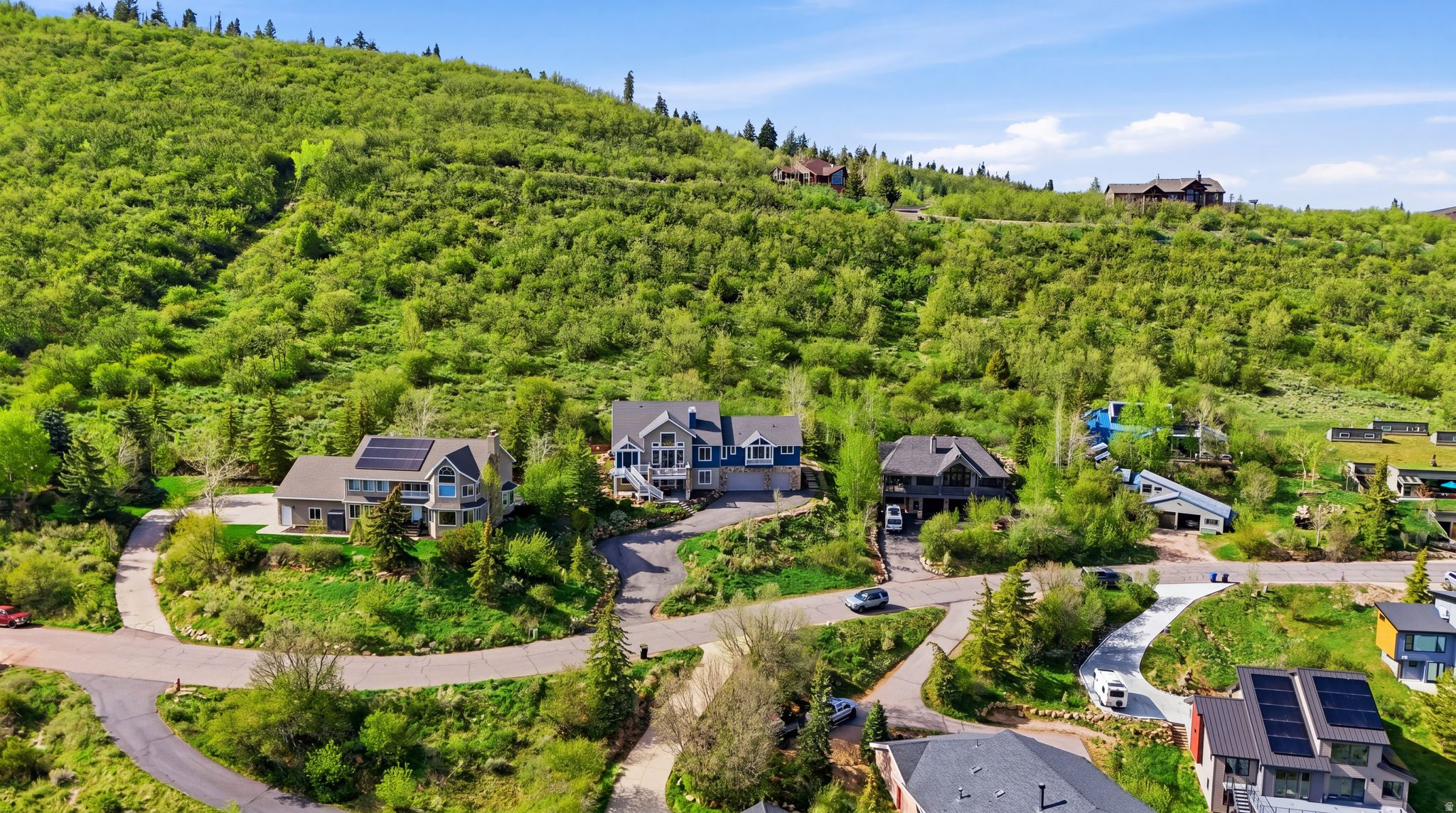 HIDDEN COVE - Residential