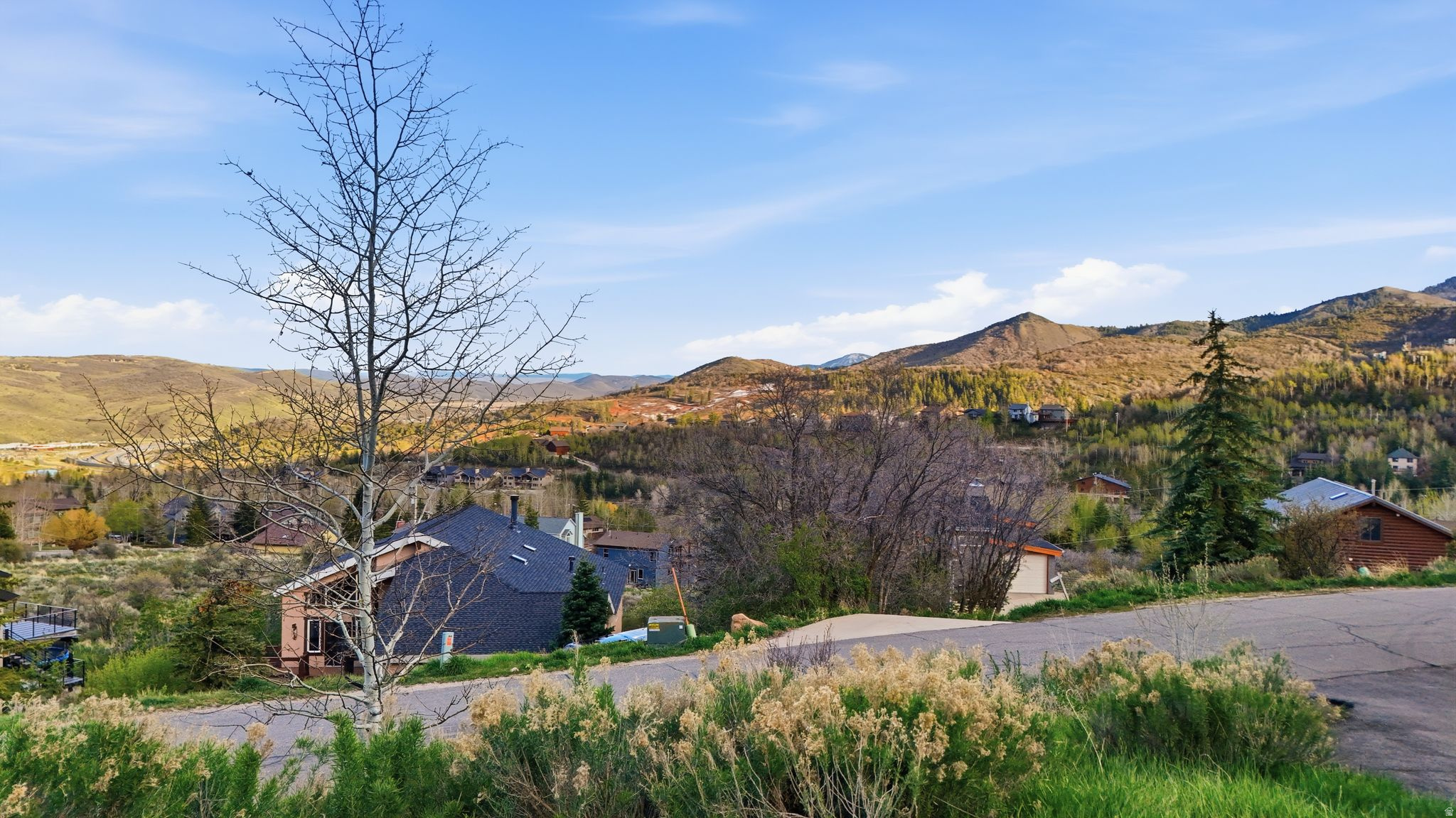 HIDDEN COVE - Residential