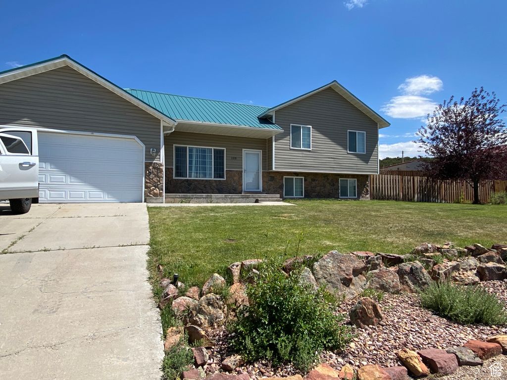 Photo of 108 N 1ST AVE, Dutch John, UT 84023 (MLS # 2119321)