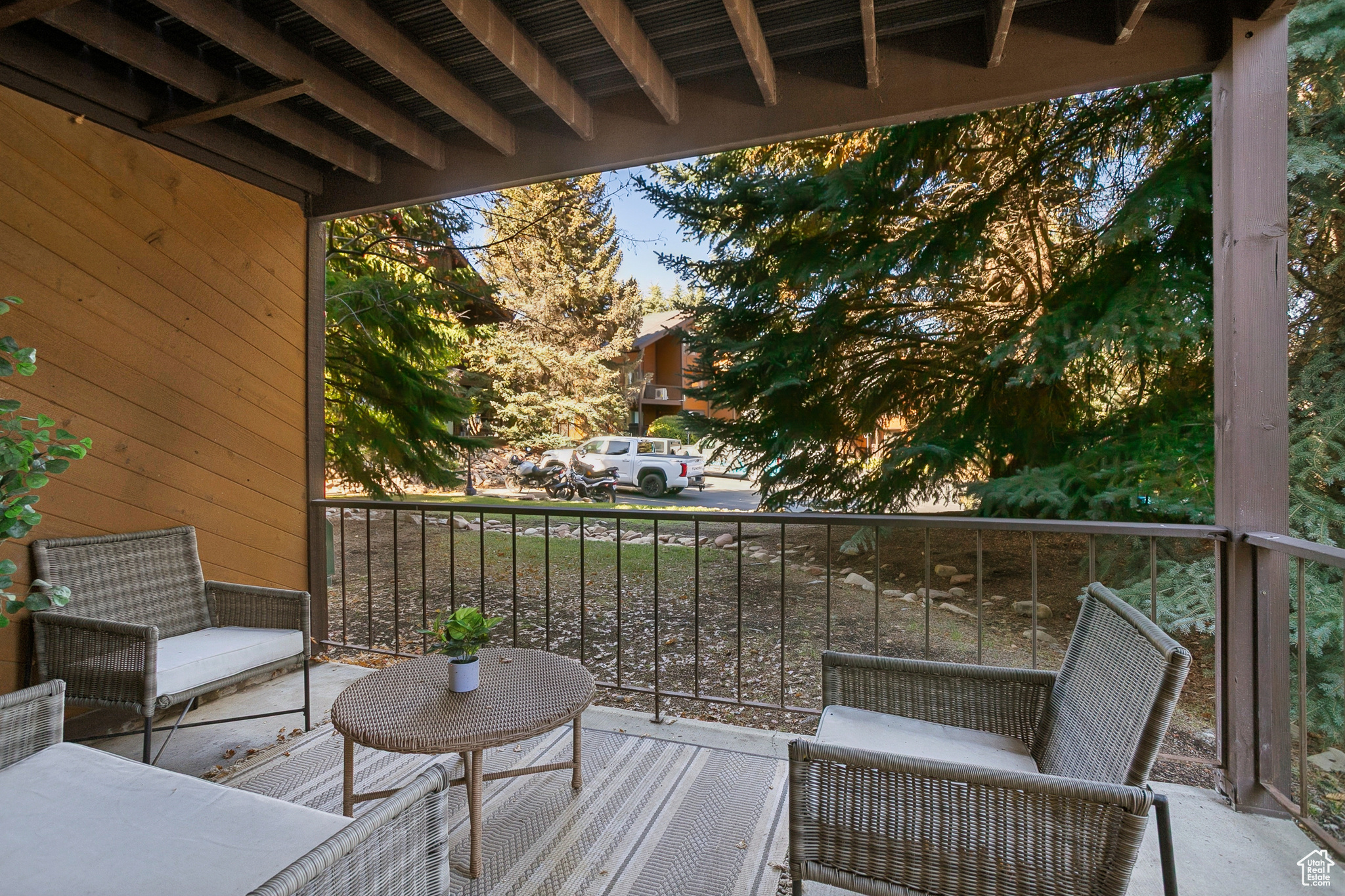 RED PINE - Residential