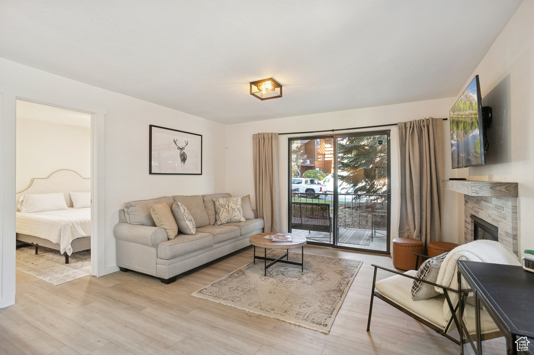 RED PINE - Residential