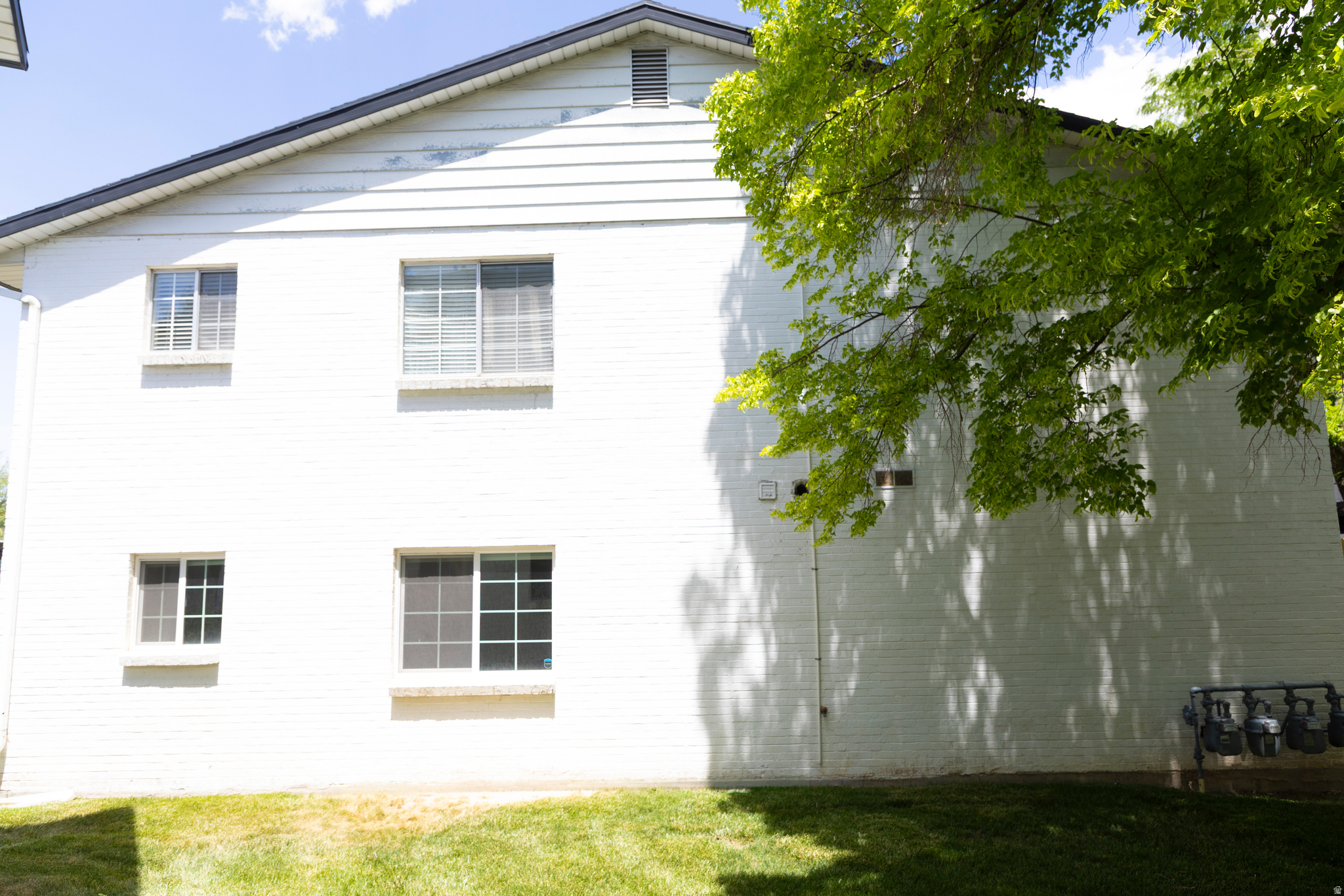 COVENTRY MANOR - Residential