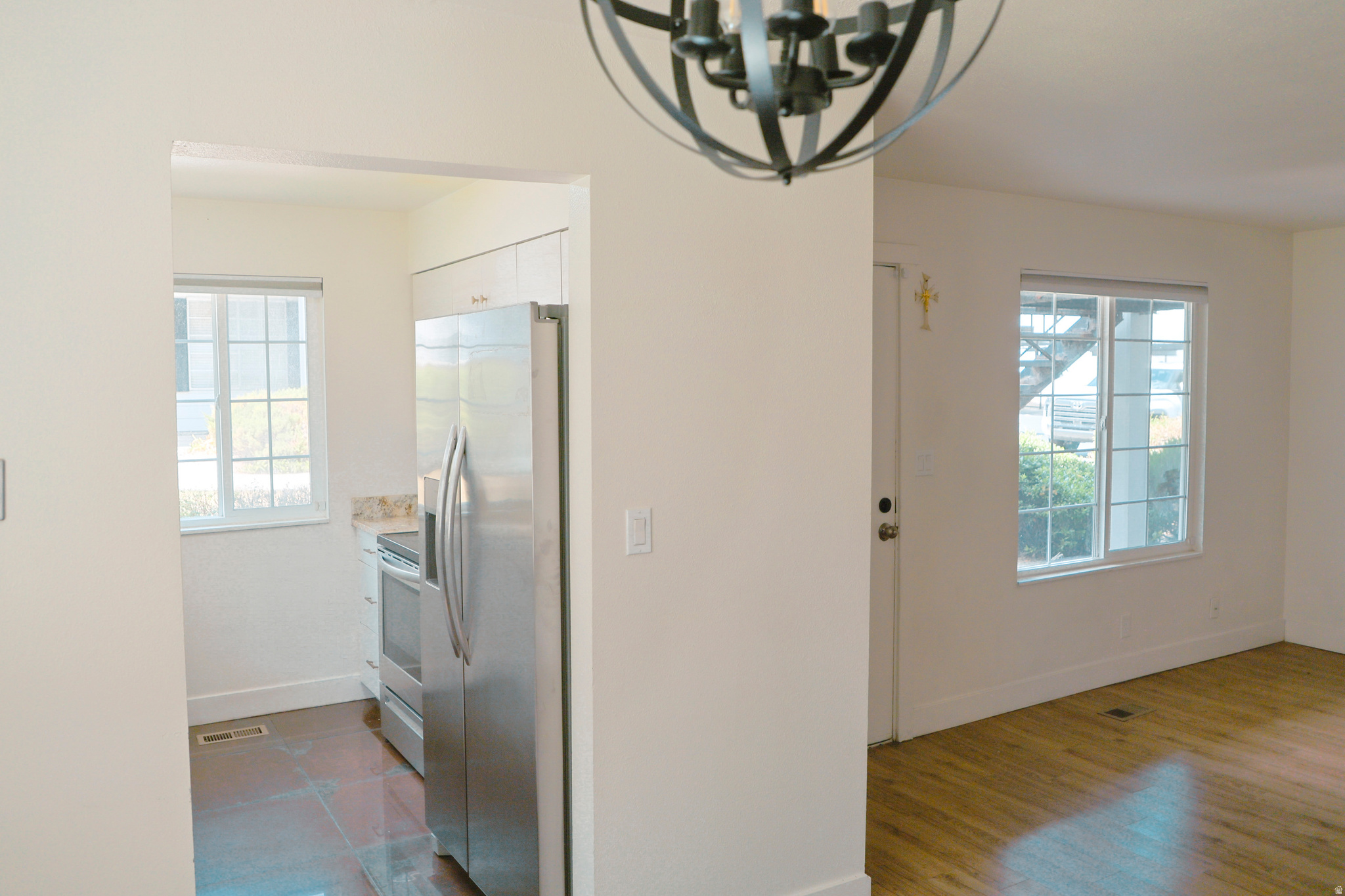 COVENTRY MANOR - Residential
