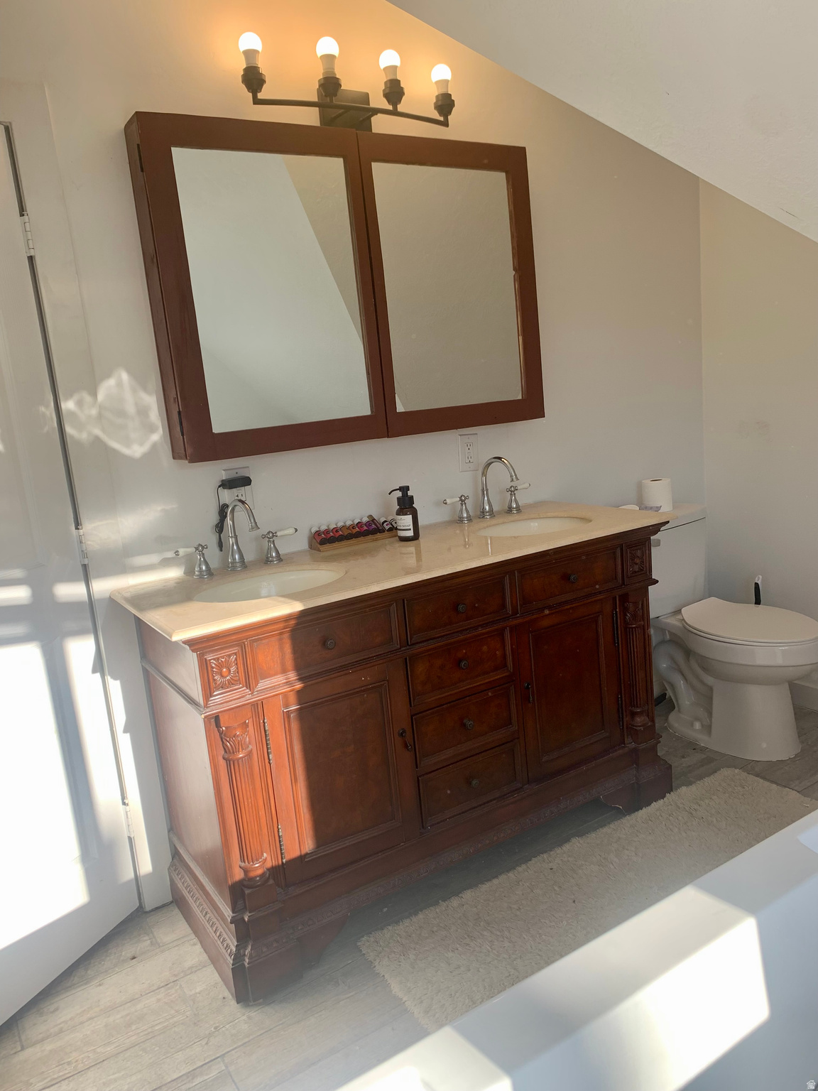 SKYLINE MOUNTAIN RESORT - Residential